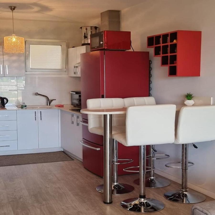 Caesarea Inn Eksteriør bilde